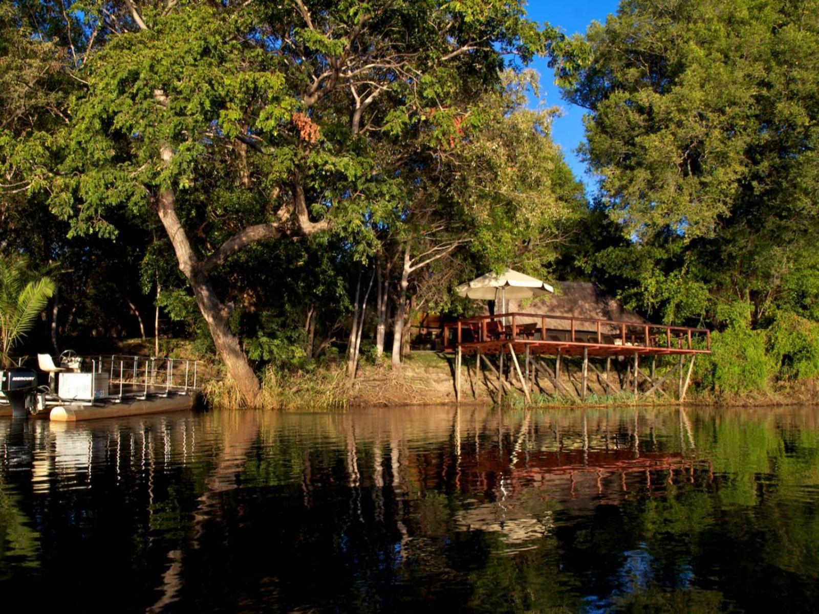 Ndhovu Safari Lodge Mahango Luaran gambar